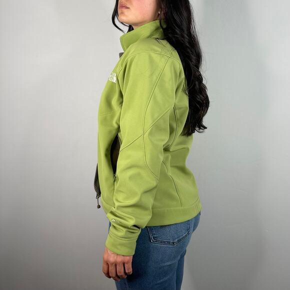 The North Face Green Apex Softshell Jacket - Picture 2 of 11